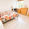 Photo 2: room 4
