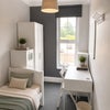Photo 5: Room 6