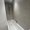 Photo 8: bathroom/en-suite