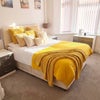 Photo 2: Room 1