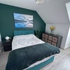 Photo 4: Bedroom