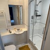 Photo 8: En Suite