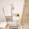 Photo 5: En Suite Bathroom Beds 1&2