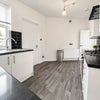 Photo 8: kitchen