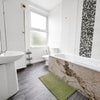 Photo 9: bathroom