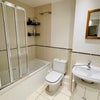 Photo 4: Bathroom
