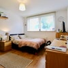 Photo 6: Room 2
