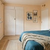 Photo 2: Room 1