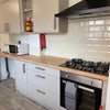 Photo 4: Kitchen
