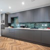Photo 4: Kitchen