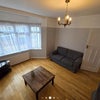 Photo 8: Lounge