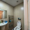 Photo 8: Bathroom with all sanitary wares 