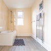 Photo 14: Bathroom 2/2
