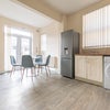 Photo 3: Kitchen