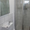 Photo 3: Shower room Room 1