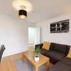 Photo 7: Lounge area
