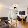 Photo 8: Lounge area