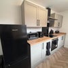 Photo 6: Kitchen