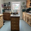 Photo 3: Kitchen