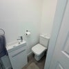 Photo 12: Room 3 - 1st Floor En-Suite