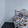 Photo 6: Room 4