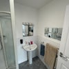 Photo 7: En-suite bathroom