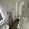 Photo 3: En-Suite Bathroom for Room 1