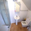 Photo 4: Ensuite Photo 2 