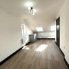 Photo 7: Room 6