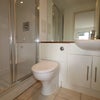 Photo 4: Room 1: £310 per week - En-suite Double room couples are welcome - £1,343 per month