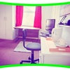 Photo 7: TV  with work table