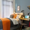Photo 8: Room 4