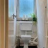 Photo 7: Toilet