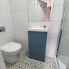 Photo 3: Room 1 ensuite