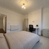 Photo 3: Room 1