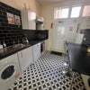 Photo 5: Kitchen Communal