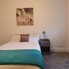 Photo 3: Spacious room
