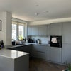 Photo 6: Kitchen