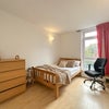 Photo 3: Room 1