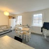 Photo 7: Living room