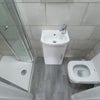 Photo 3: Room one Ensuite