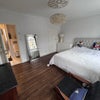 Photo 10: Room 1