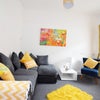 Photo 2: lounge 