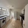 Photo 4: Kitchen