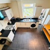 Photo 5: Kitchen 