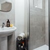 Photo 4: Room 8 ensuite