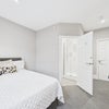 Photo 8: Room 1