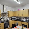 Photo 2: Kitchen
