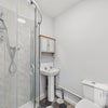 Photo 3: Room 2 ensuite