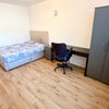 Photo 6: Ensuite room
